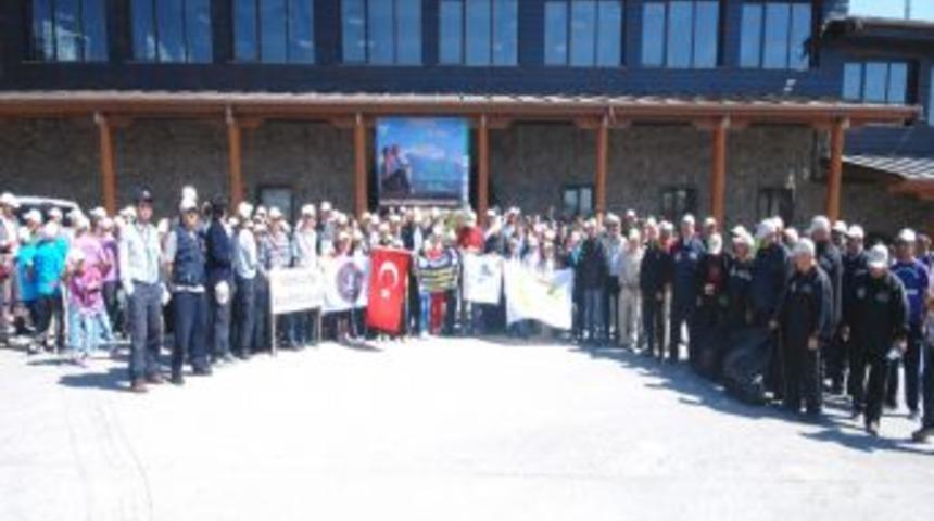 Erciyes'te Mavi - Yeşil Bir G&uuml;n İ&ccedil;in El Ele Verdiler