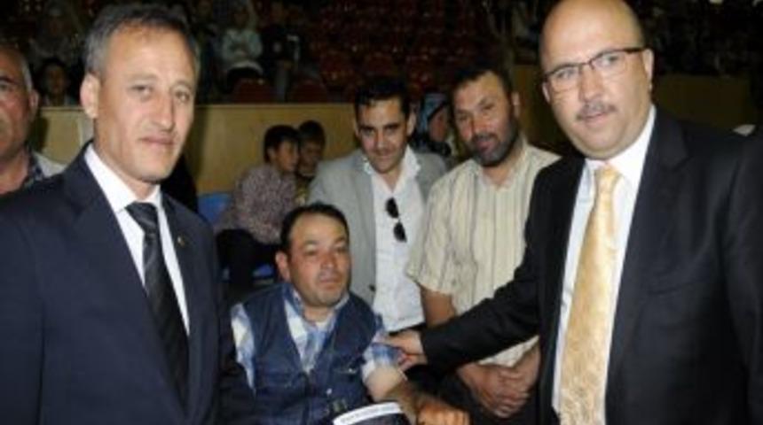 Afyonkarahisar Belediyesi Iki Yılda 170 Engelliye Ak&uuml;l&uuml; Ara&ccedil; Dağıttı