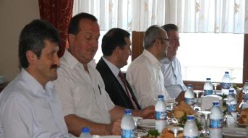 Milletvekilleri Sorunları Konuştu