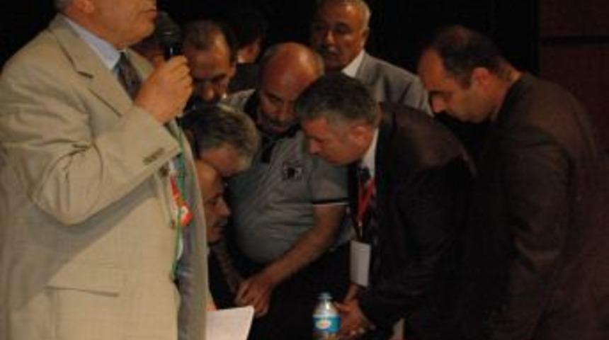 Chp'de Tansiyonu Y&uuml;kselten Kongre