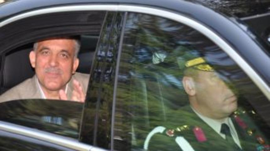 Cumhurbaşkanı '&ouml;nden Giden Atlılar' Paneline Katıldı