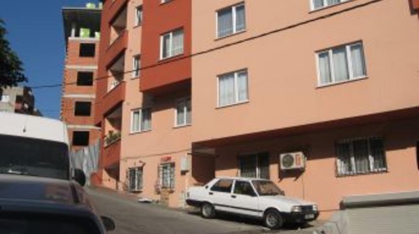 Bı&ccedil;aklanan Kadın Hastanelik Oldu