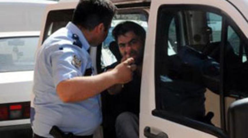 Boşanmak isteyen eşe &ouml;ld&uuml;resiye dayak