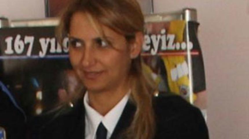 Kadın polis kazada can verdi