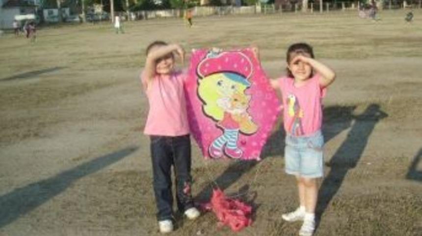 Miniklerden U&ccedil;urtma Şenliği