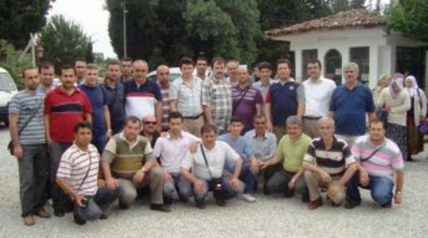 '&uuml;lkemizi Tanıyalım' Projesi İle Yollara D&uuml;şen Antalyalı &Ouml;ğretmenler Birgi'ye Hayran Kaldı