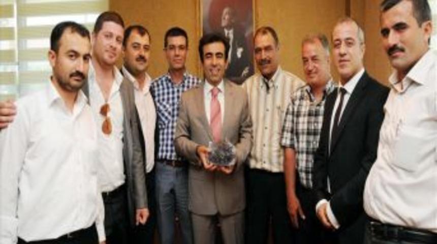 Mermercilerden Vali G&uuml;zeloğlu'na Ziyaret