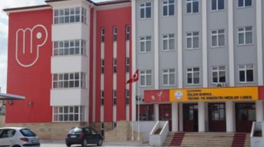 Van Depreminde Şehit Olan &Ouml;ğretmenler