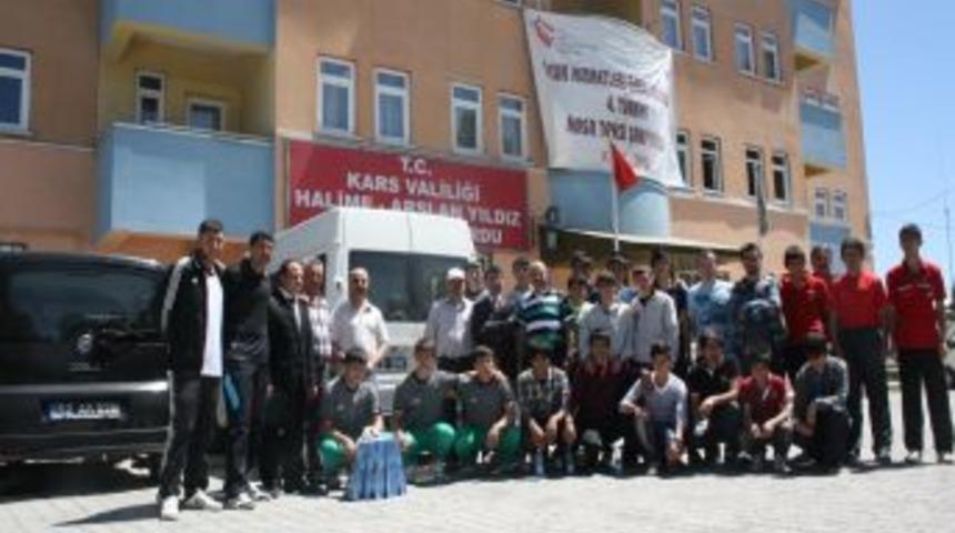 Kars'ta, T&uuml;rkiye Masa Tenisi Şampiyonası Heyecanı Yaşanıyor