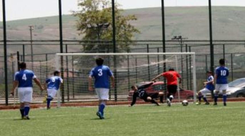 Yıldızeli Birlikspor Şarkışla Belediyesporu 4-1 Mağlup Etti