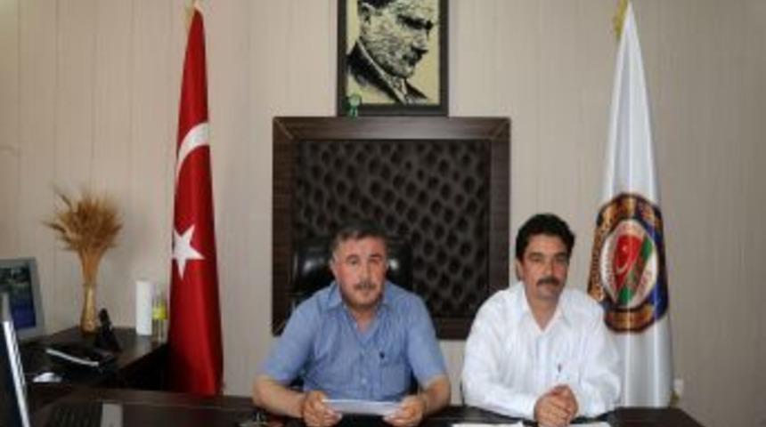 Erdemli'de Muz &Uuml;reticileri Eğitilecek