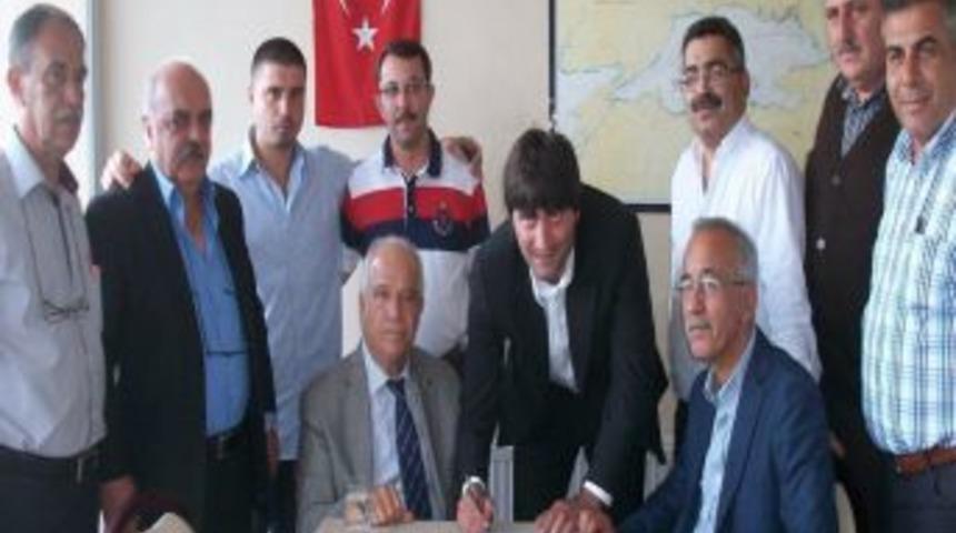 Eski Gol Kralı Okan Yılmaz, Teknik Direkt&ouml;r Oldu