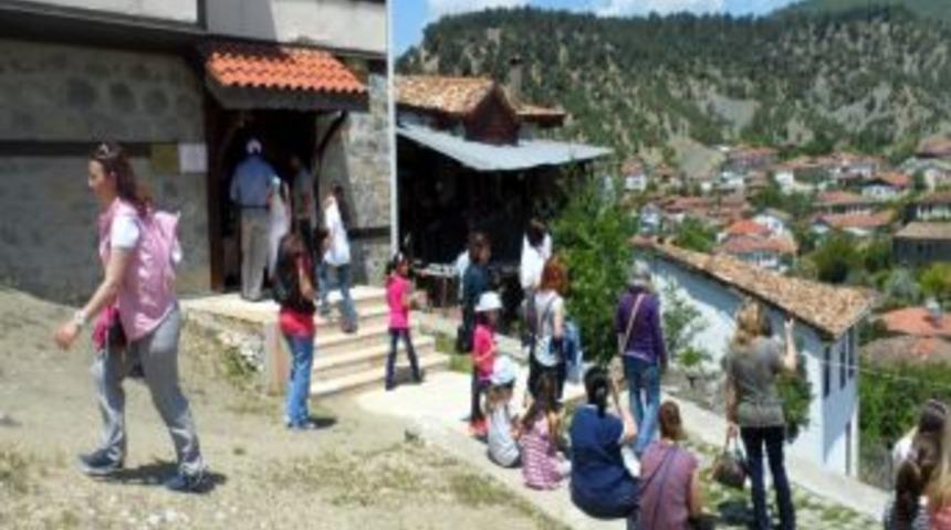 'kardeş Sınıf' Projesi Meyvelerini Veriyor