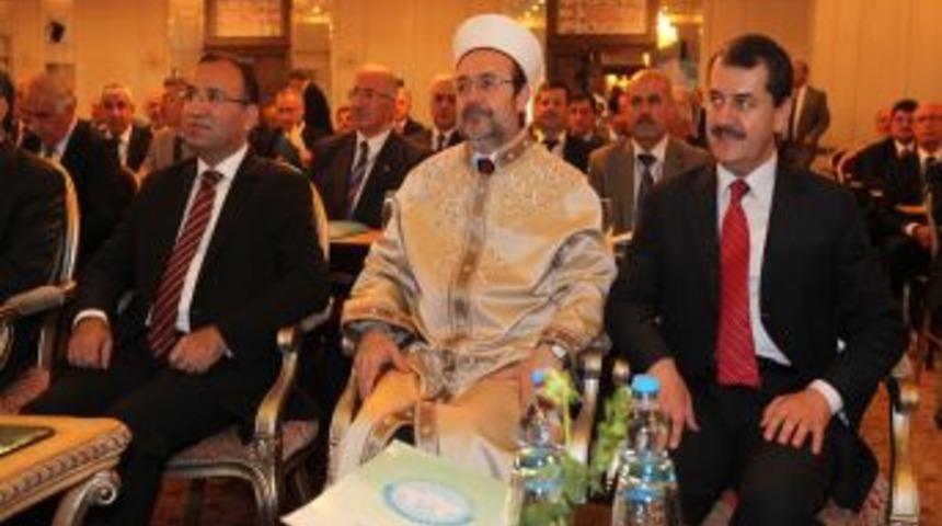 Bozdağ: T&uuml;rkiye Sorunlarını Başkanlık Sistemi Ile Aşar