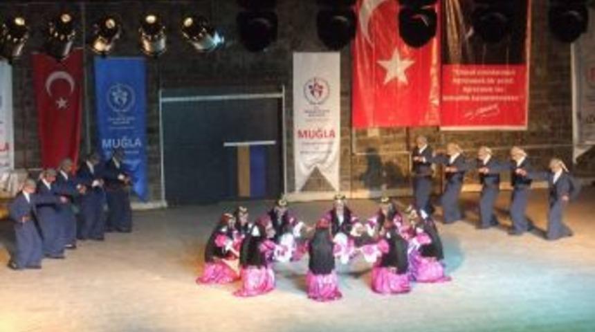 Van Gen&ccedil;lik Merkezi Halk Oyunları Ekibi'nden Bir Başarı Daha