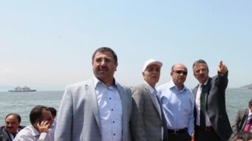 Ak Parti Teşkilatları Eskihisar'da Buluştu