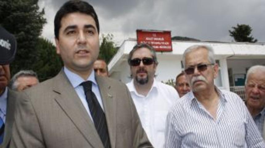 Dp Genel Başkanı Uysal'dan Cezaevindeki Başkan Kocadon'a Ziyaret