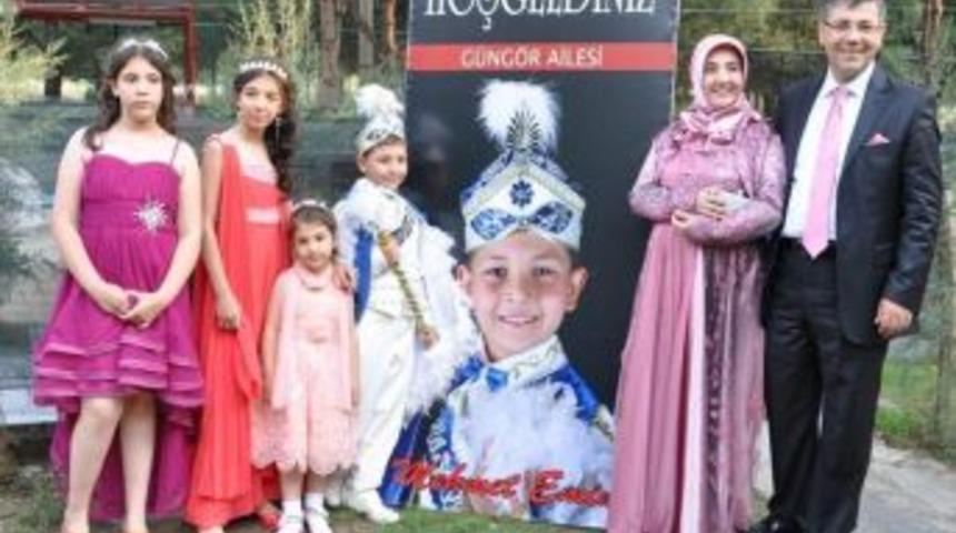 G&uuml;ng&ouml;r Ailesi'nin Mutlu G&uuml;n&uuml;