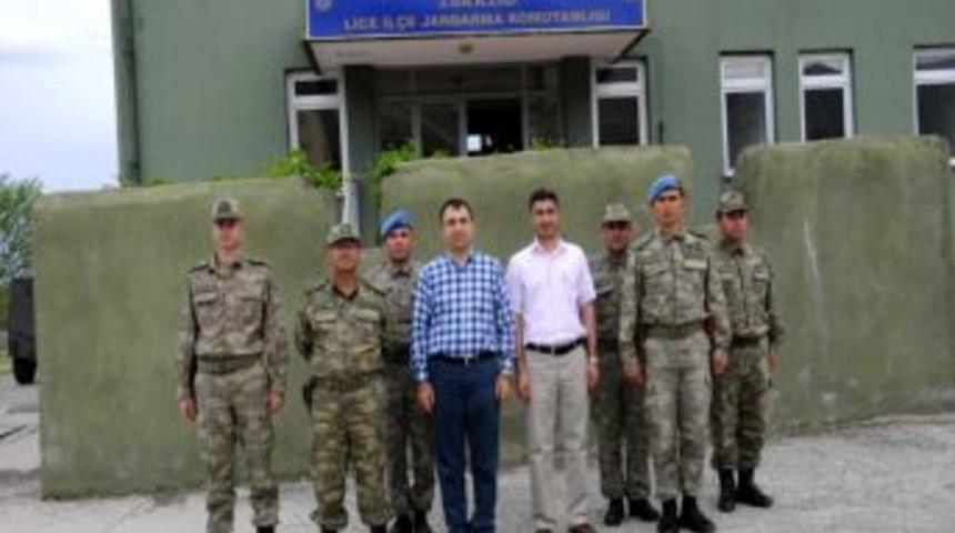 Şehit Binbaşı Kurt&rsquo;un Lice&rsquo;deki Son Fotoğrafları Ortaya &Ccedil;ıktı