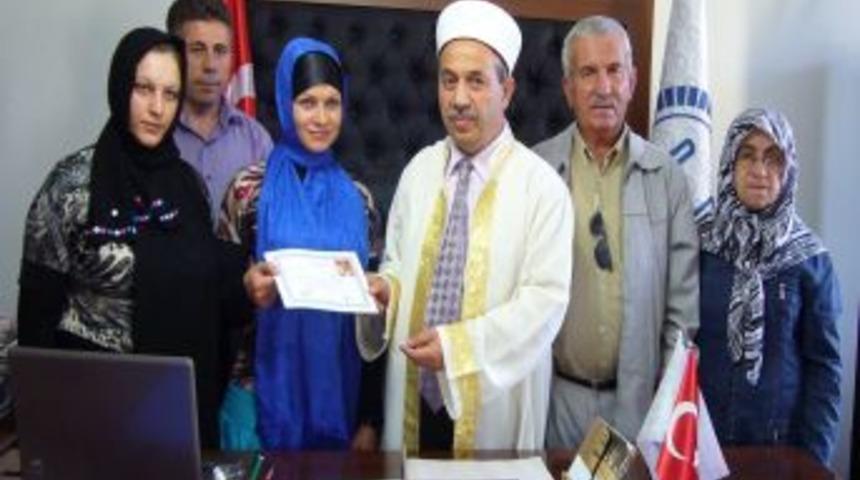 Moldovalı Lıuba Streletchi M&uuml;sl&uuml;man Oldu