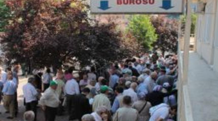 Kurada İsmi &Ccedil;ıkanlar M&uuml;ft&uuml;l&uuml;ğe Akın Etti