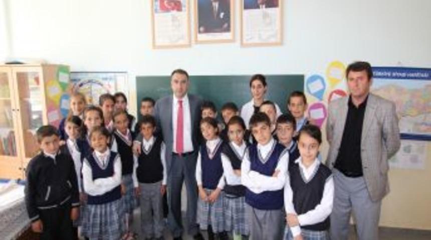 Başkan Cengiz'den &Ouml;ğrencilere S&uuml;rpriz Ziyaret