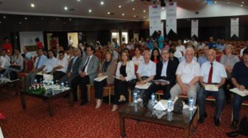 Geleneksel &Ccedil;ocuk Oyunları Daha Sosyal Nesiller Yetiştiriyor