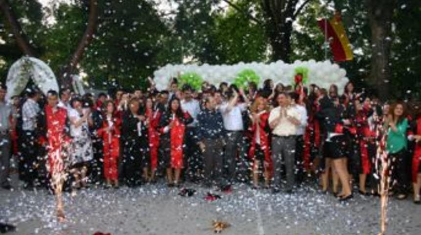 İznik&rsquo;in gelecekleri mezun oldu