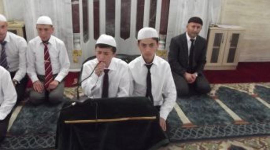 K&ouml;pr&uuml;l&uuml; Mehmet Paşa Camisi'nde Belge T&ouml;reni