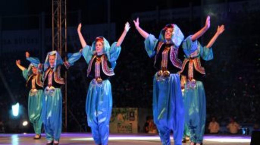 Sanat&ccedil;ılardan Olimpiyatlara &Ouml;vg&uuml;: Gurur Duyduk