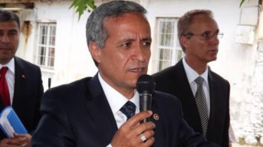 Ak Parti Manisa Milletvekili Muzaffer Yurttaş: