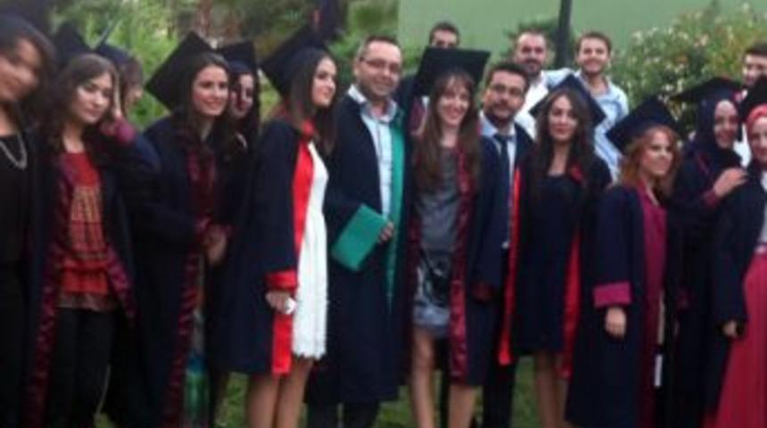 &Ccedil;.&Uuml;.'de Mezuniyet sevinci