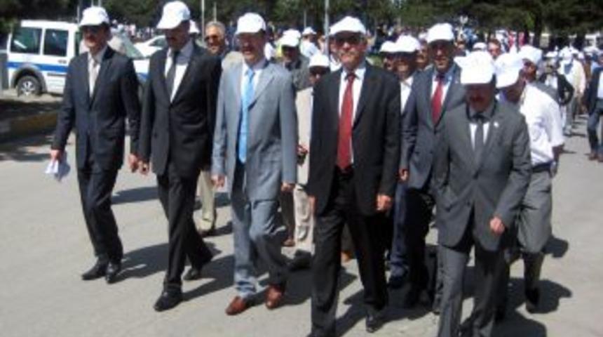 Yeşil Ve Yaşanabilir &Ccedil;evre I&ccedil;in Y&uuml;r&uuml;d&uuml;ler