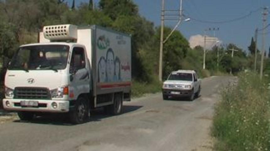 Belediyenin Yapmadığı K&ouml;y Yolu I&ccedil;in Vali S&ouml;z Verdi