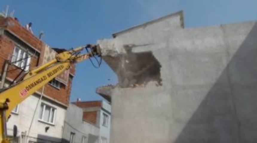 Osmangazi Belediyesi'nden Balyoz Operasyonu