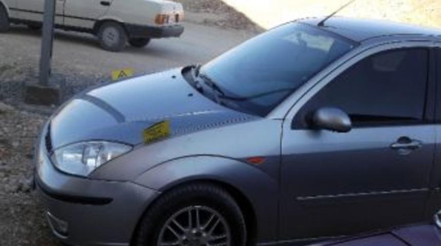 Askeri Personelin Aracına Bırakılan Tabela, G&uuml;venlik G&uuml;&ccedil;lerini Alarma Ge&ccedil;irdi