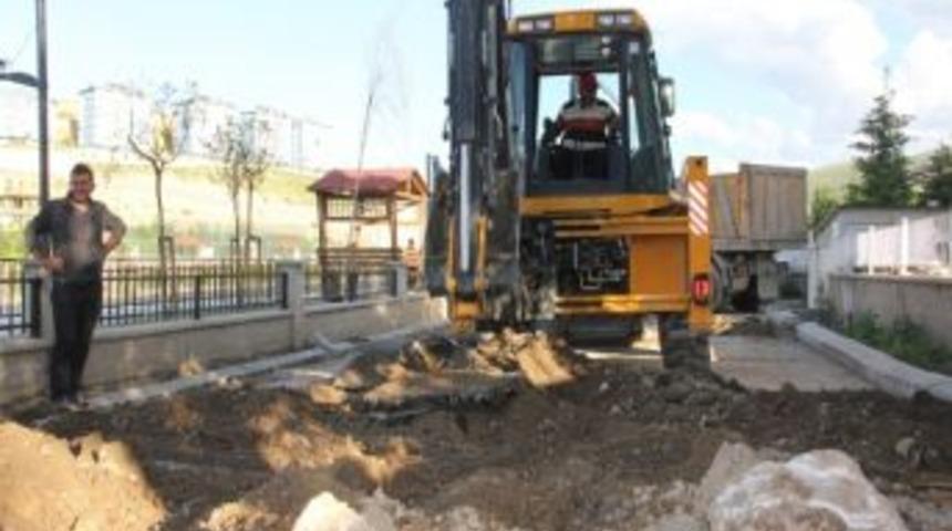 Yol &Ccedil;alışmaları Yerinde İncelendi