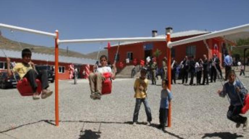 Musevilerin Van'da Yaptırdığı Okul T&ouml;renle A&ccedil;ıldı