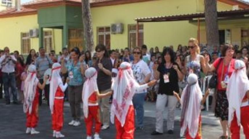 Avrupalı Eğitimciler D&ouml;rtyol&rsquo;da Sokak Oyunlarını İzledi
