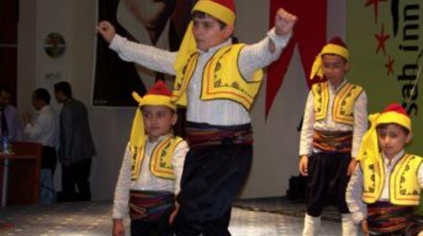 Kumluca Kolejinden Muhteşem Mezuniyet