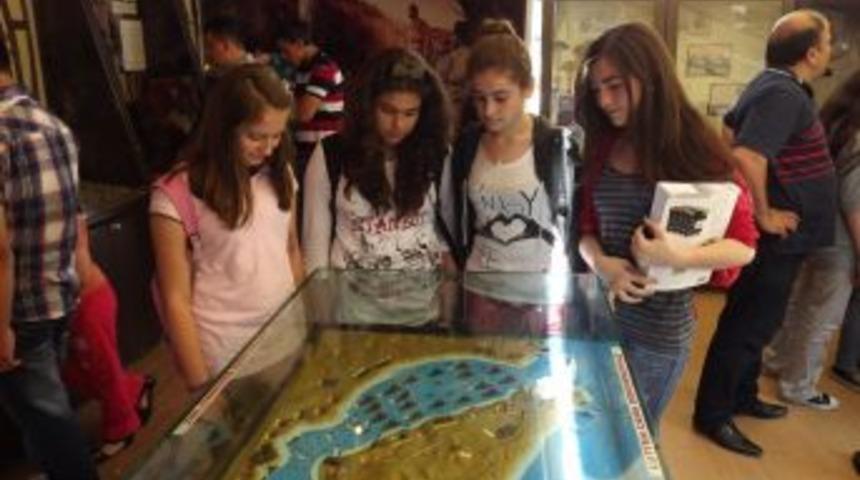 &Ccedil;anakkale 1915 Gezici TIR M&uuml;zesi'ni Iki Yılda 5 Milyon Kişi Ziyaret Etti