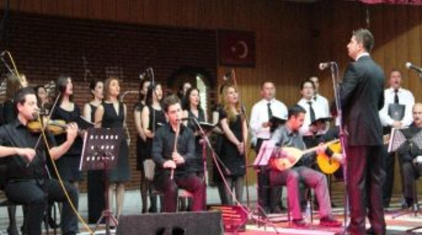 Ardahan&rsquo;da &Ouml;ğretmenler Korosu Konser Verdi