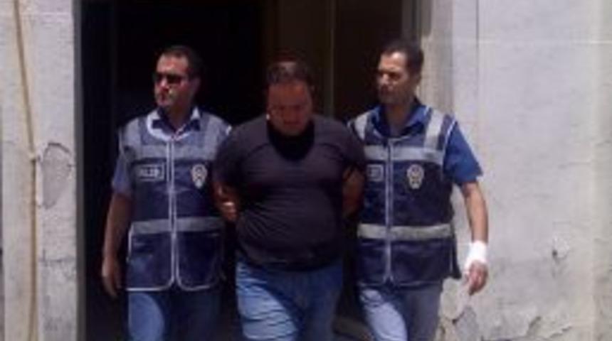 Bulduğu Ev Arkadaşlarını Dolandıran Kişi Yakalandı