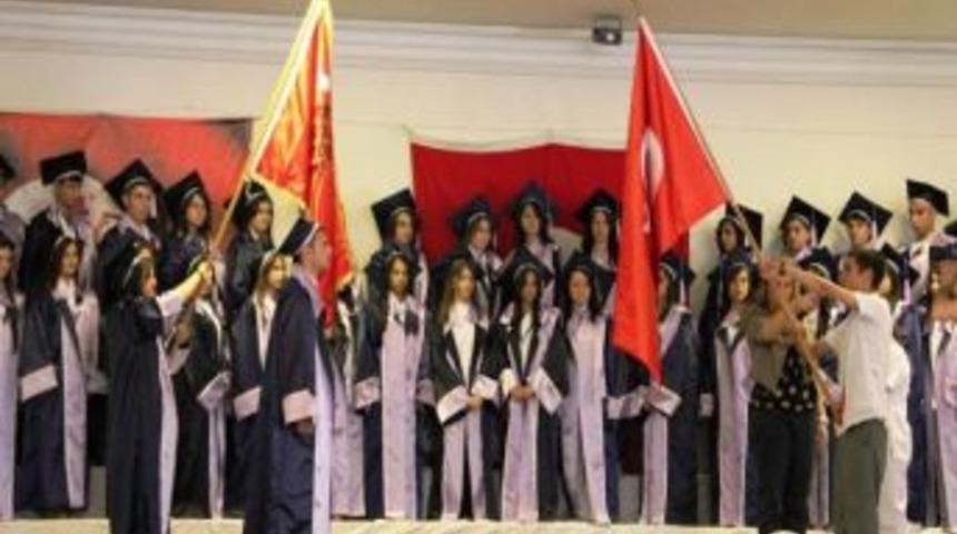 Sarıg&ouml;l Anadolu Sağlık Meslek Lisesi'nde Mezuniyet T&ouml;reni