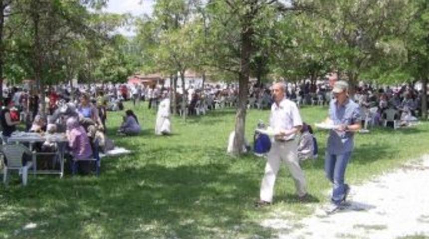 Boz&uuml;y&uuml;k&rsquo;te Yağmur Duası