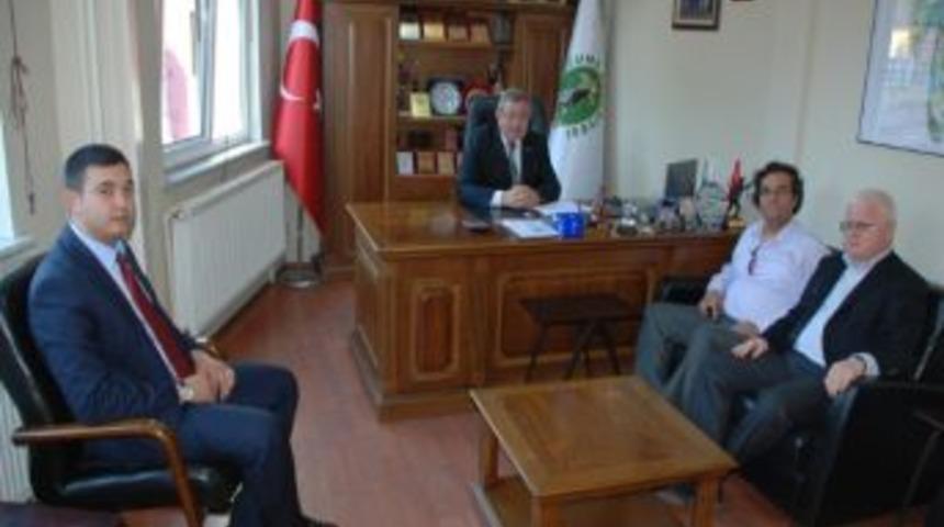K&ouml;pr&uuml; Faciasında Babasını Ve Yeğenini Kaybeden Başkan G&uuml;lşen&rsquo;e Taziye Ziyareti S&uuml;r&uuml;yor