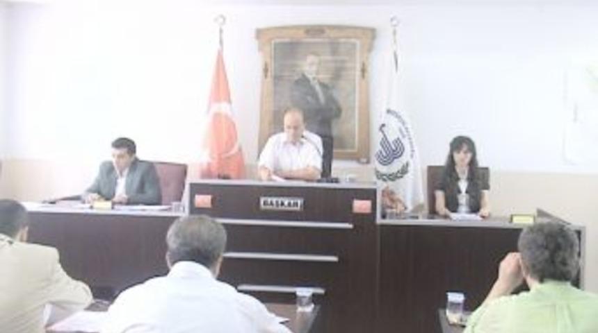 Boz&uuml;y&uuml;k Belediye Meclisi Toplandı