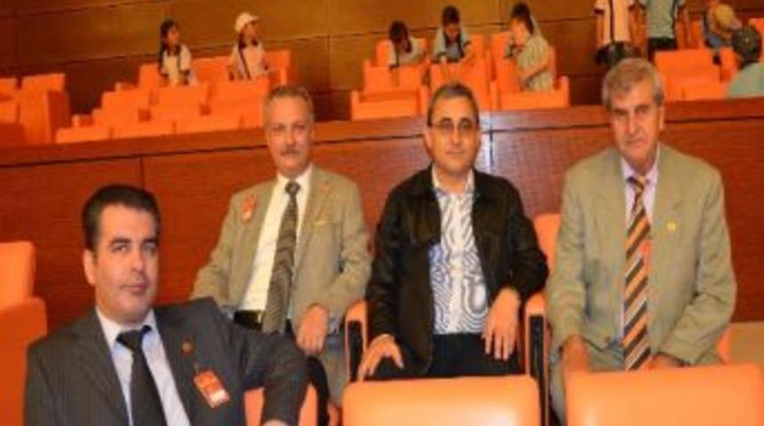 Milletvekili Işık Simavlı Gazetecilere Meclisi Gezdirdi