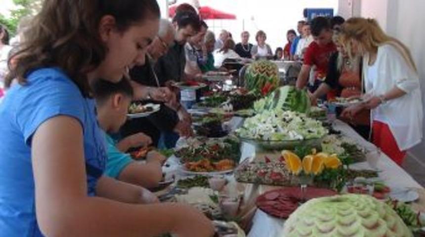 TAFED Başkanı A&ccedil;ık&ouml;z: T&uuml;rk Yemeklerinin Anatomisiyle Oynanmamalı