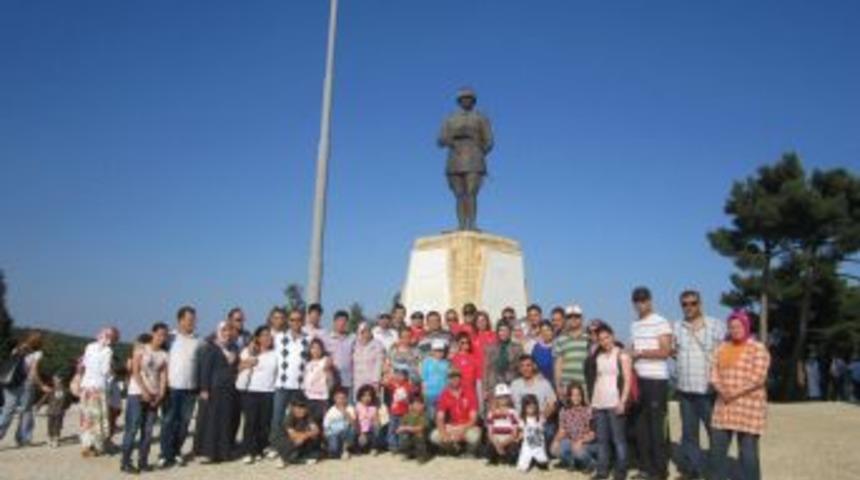Polis ve eşleri &Ccedil;anakkale'yi gezdi